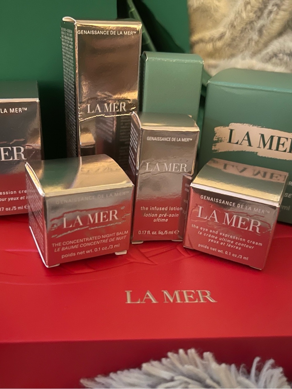 La Mer skin care 1full size and 5-tray sizes,LA MER red dragon envelopes,LM BOX - Picture 3 of 14